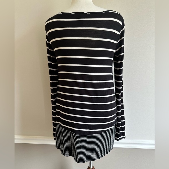 BCBGMaxAzria Long Sleeve Top, Size XS - Picture 2 of 5